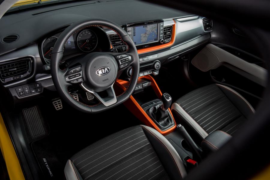 Торпедо Kia Stonic (YB) 2017 года  (WW) (фото 65 из 73)